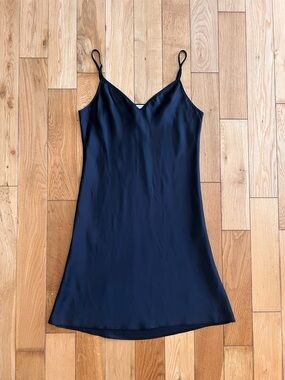 Vetta‎ Black Slip Dress Satin V-Neck Adjustable Straps Short A-Line Size XS